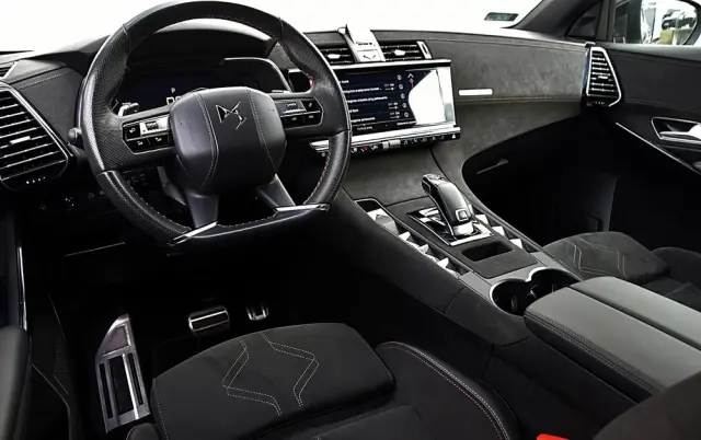 DS AUTOMOBILES DS 7 Crossback 1.6 PureTech Performance Line +
