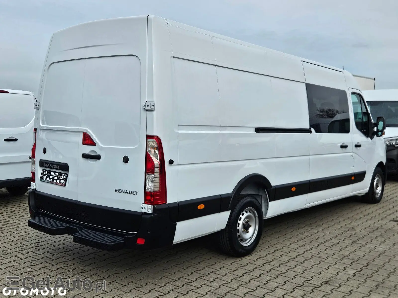 RENAULT Master L4H2 Business DBL