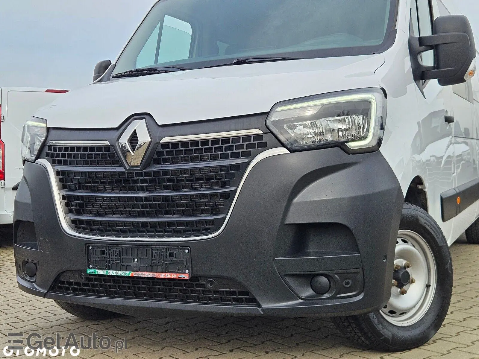 RENAULT Master L4H2 Business DBL