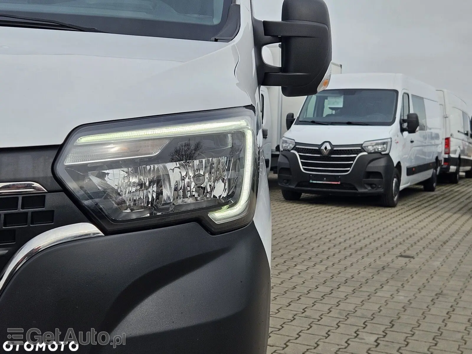 RENAULT Master L4H2 Business DBL