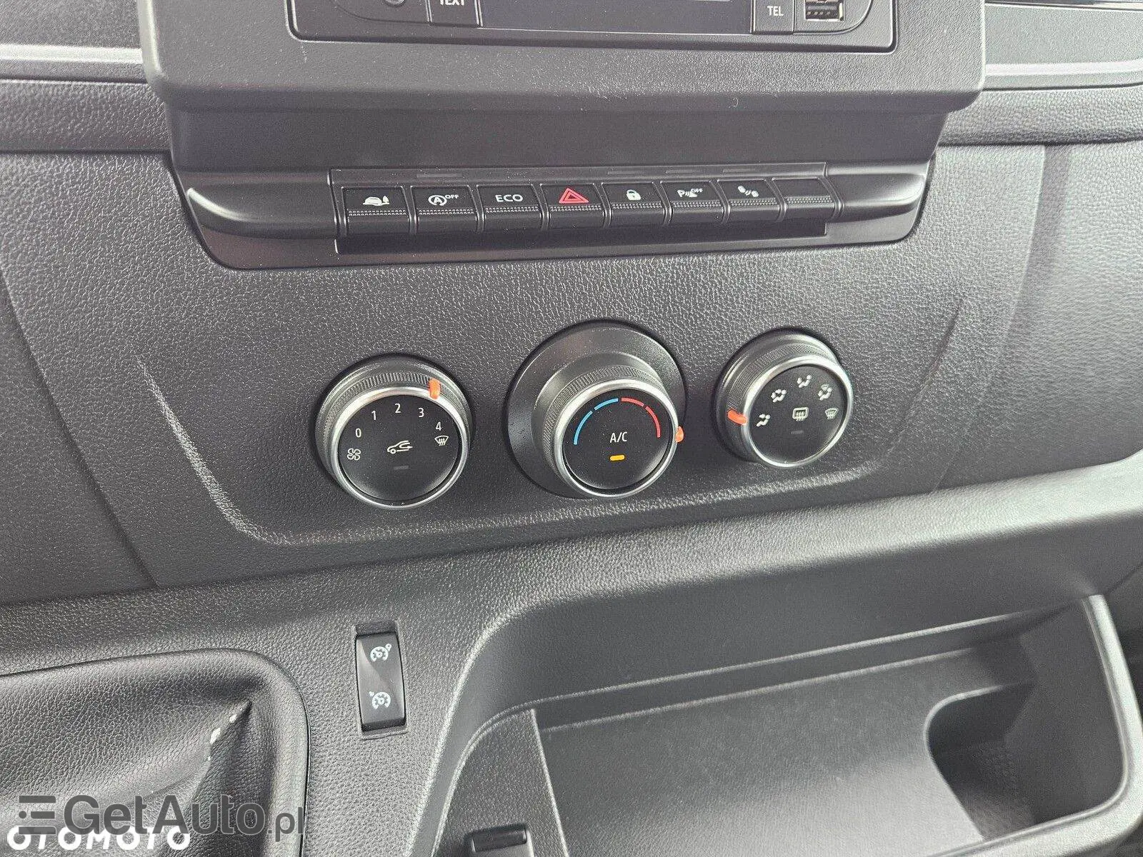 RENAULT Master L4H2 Business DBL