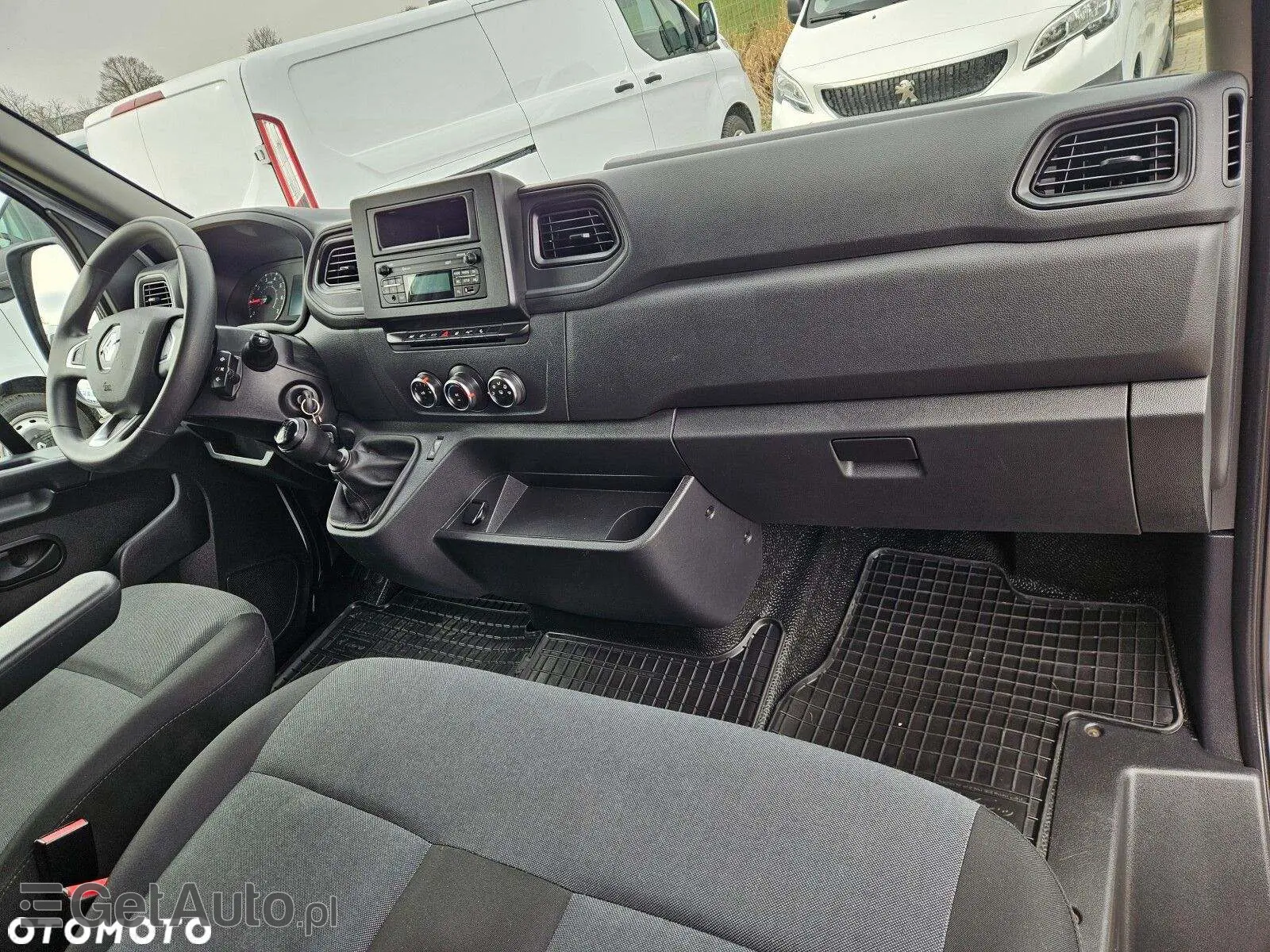 RENAULT Master L4H2 Business DBL