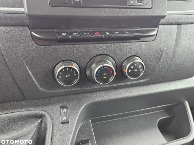 RENAULT Master L4H2 Business DBL