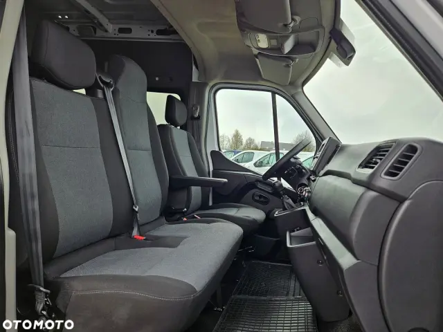 RENAULT Master L4H2 Business DBL