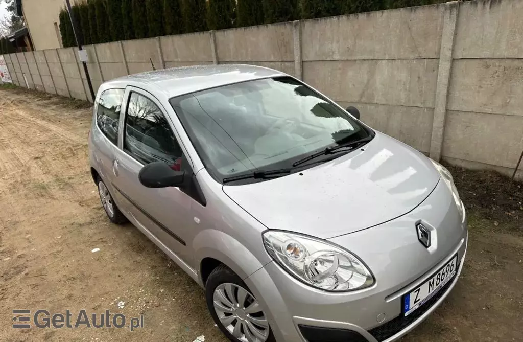 RENAULT Twingo 