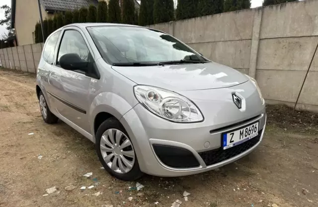 RENAULT Twingo 