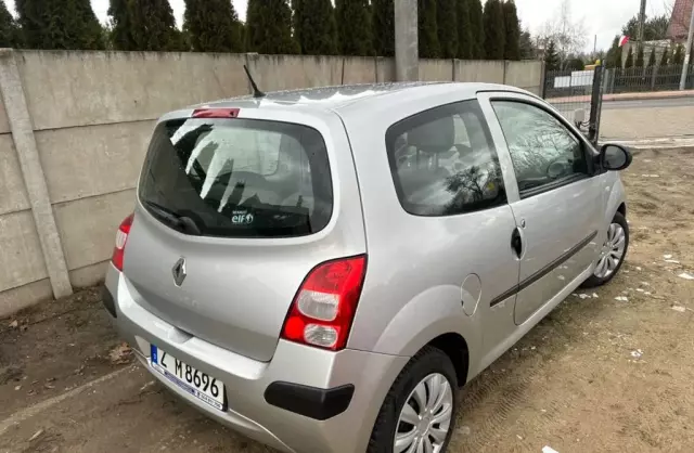 RENAULT Twingo 