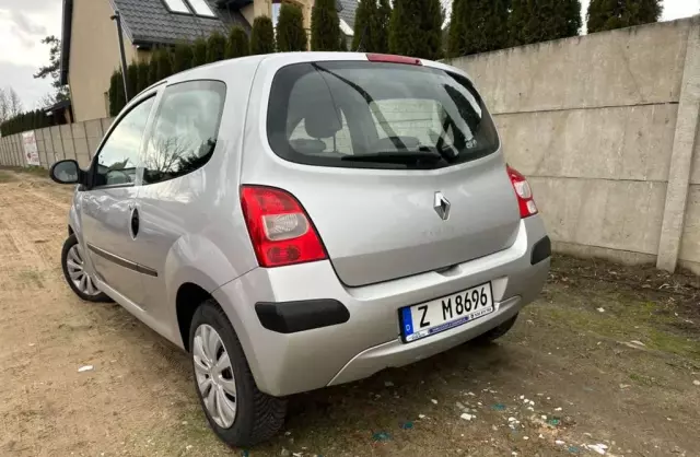 RENAULT Twingo 