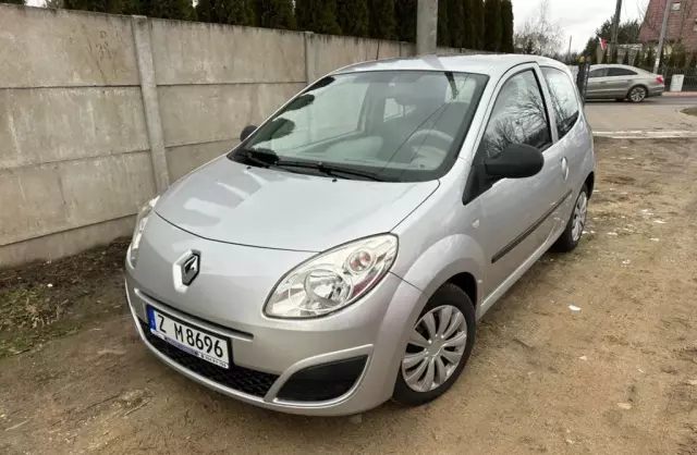 RENAULT Twingo 