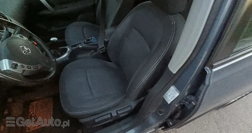 NISSAN Qashqai 1.6 acenta