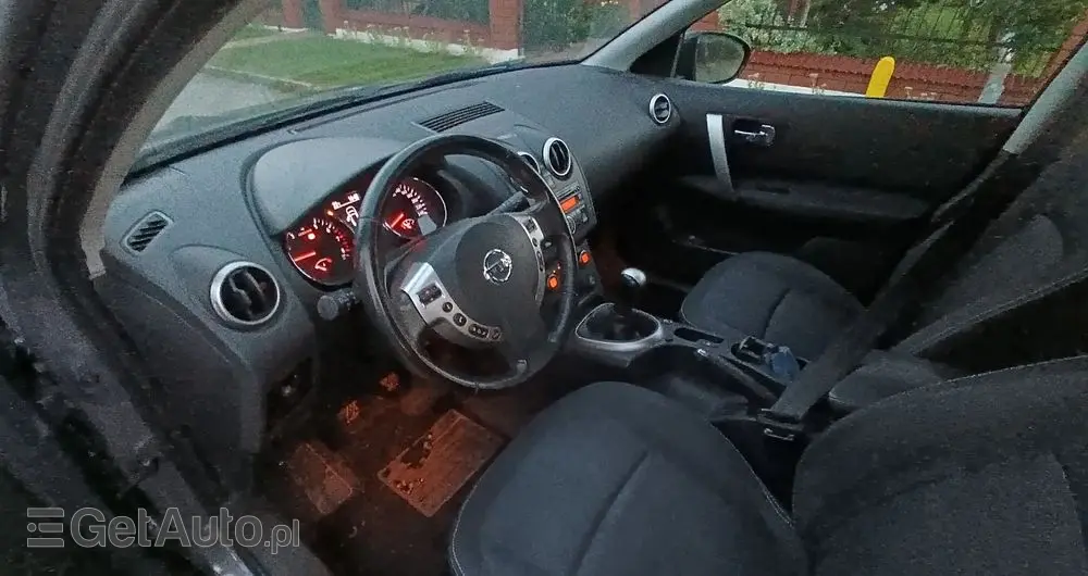 NISSAN Qashqai 1.6 acenta