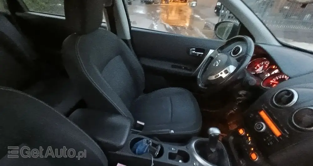 NISSAN Qashqai 1.6 acenta