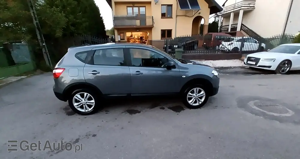 NISSAN Qashqai 1.6 acenta