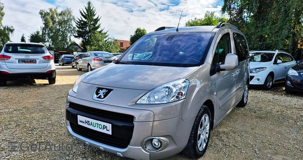 PEUGEOT Partner Tepee 110 Family