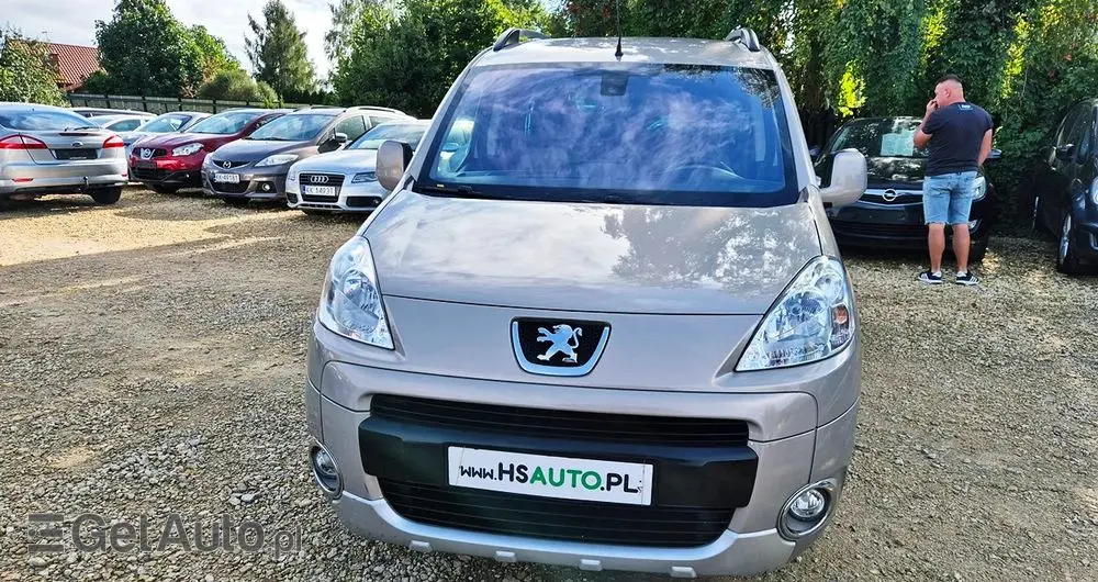 PEUGEOT Partner Tepee 110 Family