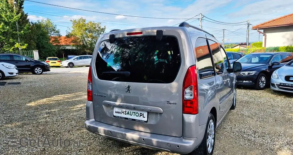 PEUGEOT Partner Tepee 110 Family