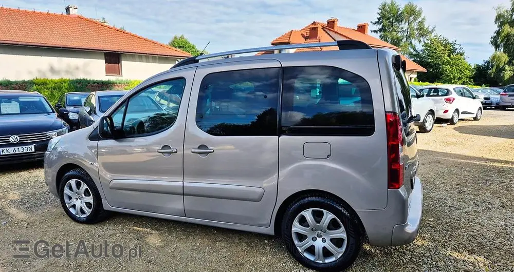 PEUGEOT Partner Tepee 110 Family