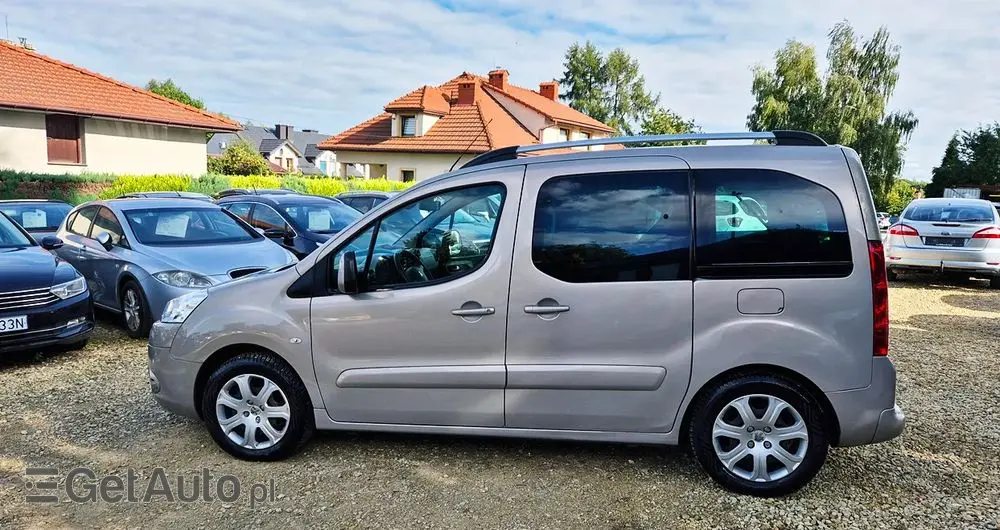 PEUGEOT Partner Tepee 110 Family