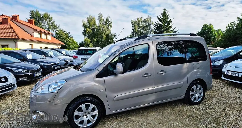 PEUGEOT Partner Tepee 110 Family