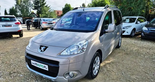 PEUGEOT Partner Tepee 110 Family
