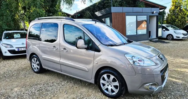 PEUGEOT Partner Tepee 110 Family