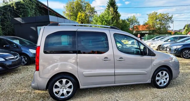 PEUGEOT Partner Tepee 110 Family