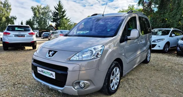 PEUGEOT Partner Tepee 110 Family