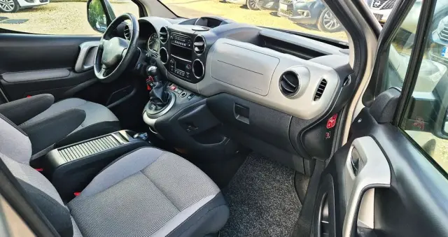 PEUGEOT Partner Tepee 110 Family