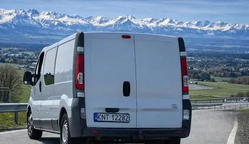 RENAULT Trafic 