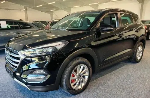 HYUNDAI Tucson 