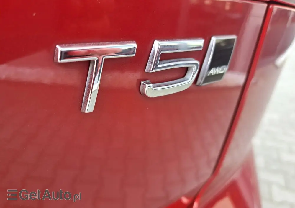 VOLVO XC 60 T5 AWD Geartronic Momentum