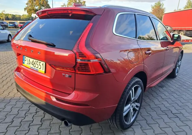 VOLVO XC 60 T5 AWD Geartronic Momentum
