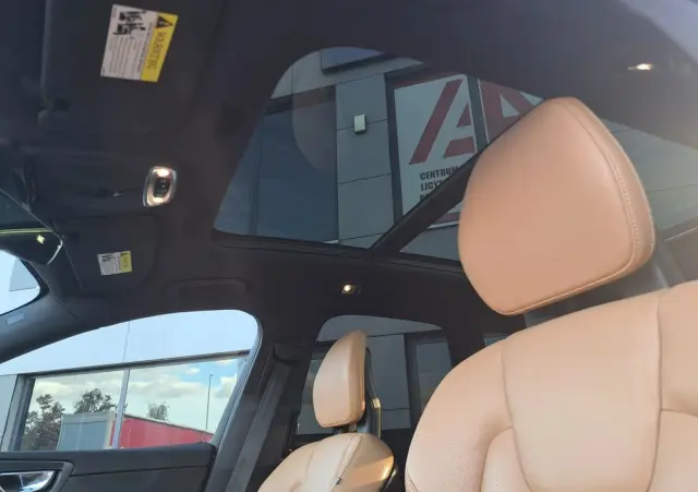 VOLVO XC 60 T5 AWD Geartronic Momentum