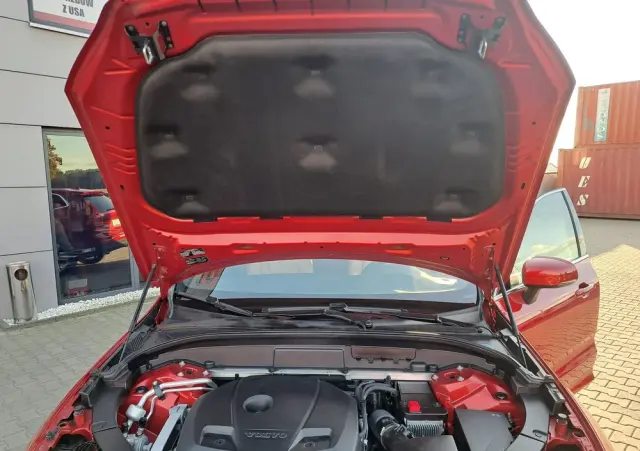 VOLVO XC 60 T5 AWD Geartronic Momentum