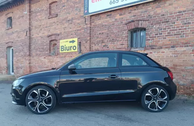 AUDI A1 