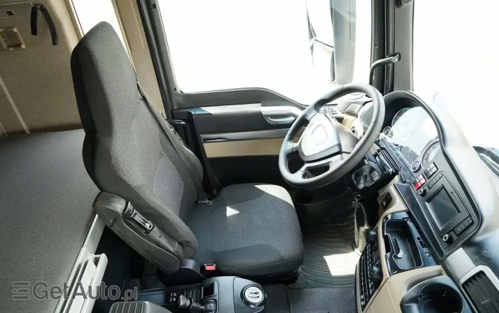 MAN TGS 41.460 / 8x4 / WYWROTKA / 2 STRONNA / BORDMATIC / HYDROBURTA / MEILLER KIPER /  / OPONY 100% / EURO 6 / 2017 R / SPROWADZONA 