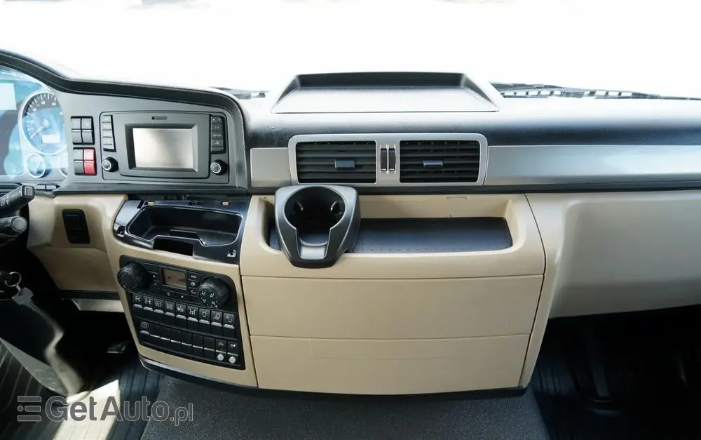 MAN TGS 41.460 / 8x4 / WYWROTKA / 2 STRONNA / BORDMATIC / HYDROBURTA / MEILLER KIPER /  / OPONY 100% / EURO 6 / 2017 R / SPROWADZONA 