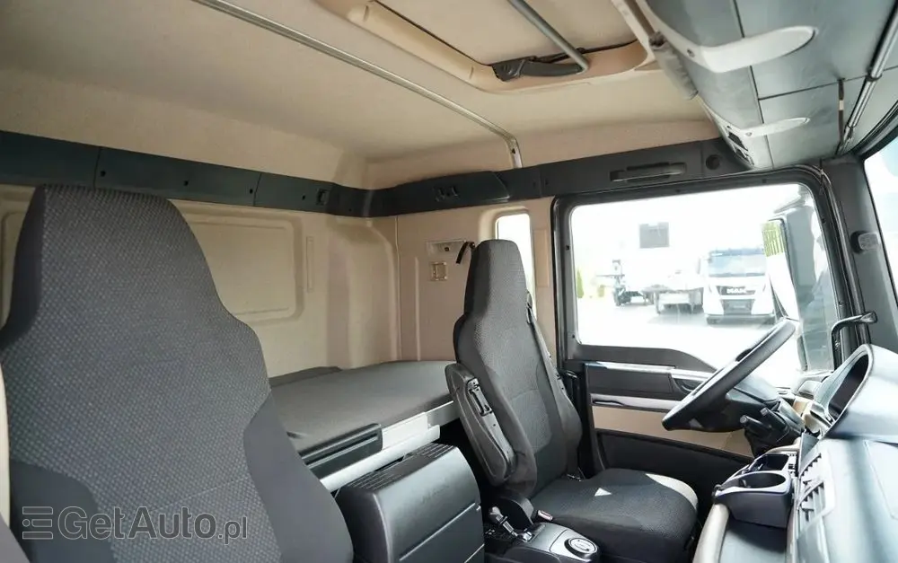 MAN TGS 41.460 / 8x4 / WYWROTKA / 2 STRONNA / BORDMATIC / HYDROBURTA / MEILLER KIPER /  / OPONY 100% / EURO 6 / 2017 R / SPROWADZONA 