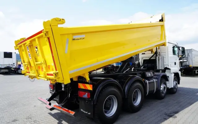 MAN TGS 41.460 / 8x4 / WYWROTKA / 2 STRONNA / BORDMATIC / HYDROBURTA / MEILLER KIPER /  / OPONY 100% / EURO 6 / 2017 R / SPROWADZONA 