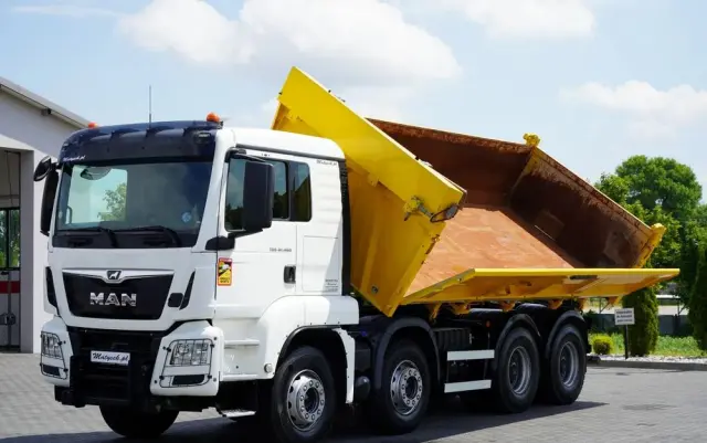 MAN TGS 41.460 / 8x4 / WYWROTKA / 2 STRONNA / BORDMATIC / HYDROBURTA / MEILLER KIPER /  / OPONY 100% / EURO 6 / 2017 R / SPROWADZONA 