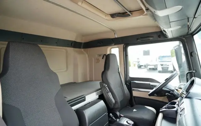 MAN TGS 41.460 / 8x4 / WYWROTKA / 2 STRONNA / BORDMATIC / HYDROBURTA / MEILLER KIPER /  / OPONY 100% / EURO 6 / 2017 R / SPROWADZONA 