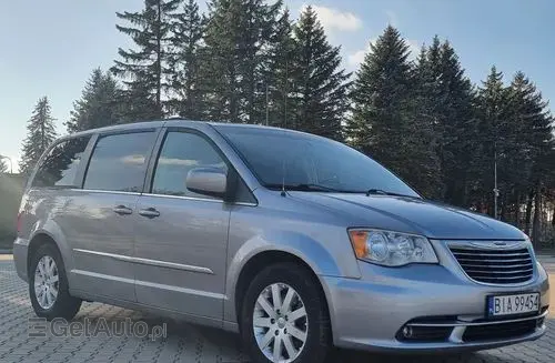 CHRYSLER Town & Country 