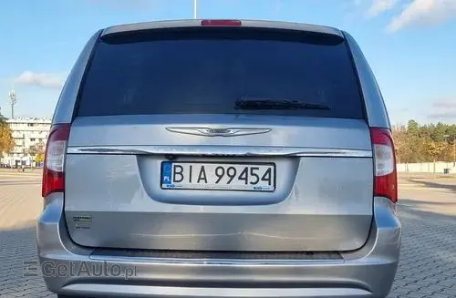 CHRYSLER Town & Country 