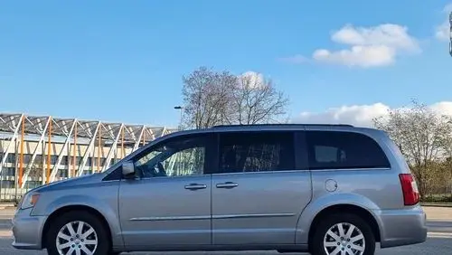 CHRYSLER Town & Country 