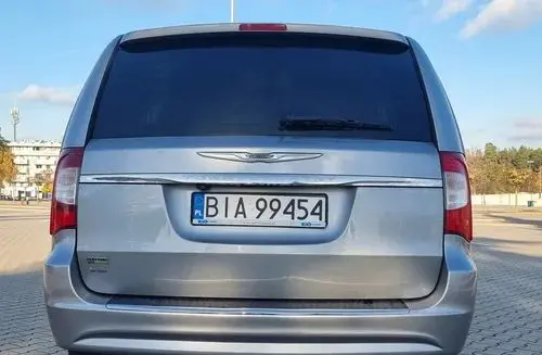 CHRYSLER Town & Country 