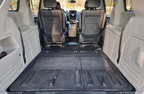 CHRYSLER Town & Country 