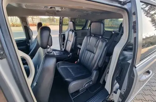 CHRYSLER Town & Country 