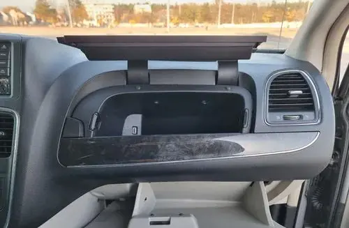 CHRYSLER Town & Country 