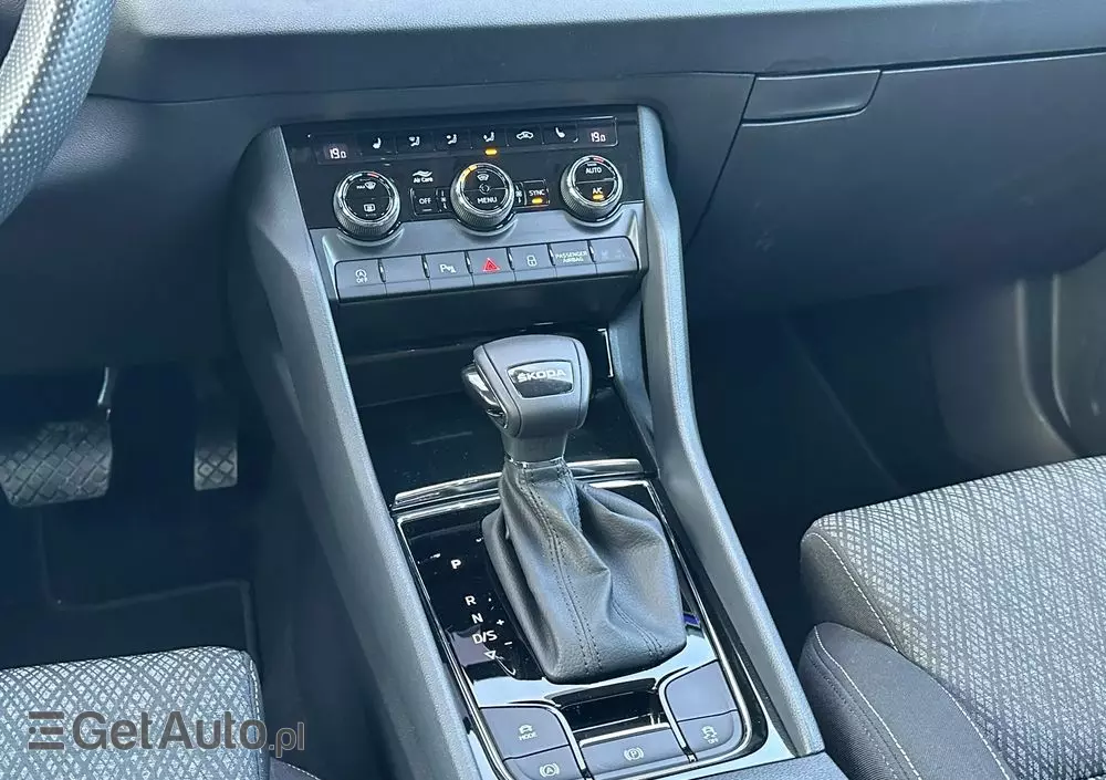 SKODA Karoq 1.5 TSI ACT 4x2 Style DSG