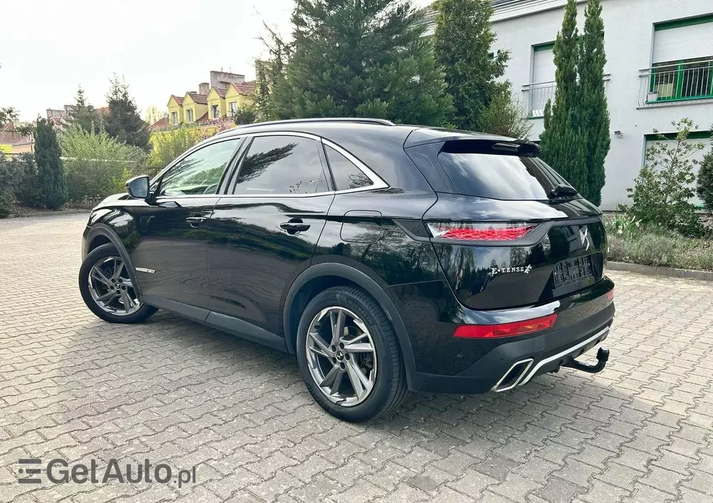 DS AUTOMOBILES DS 7 Crossback 1.6 E-Tense 4x4 Performance Line